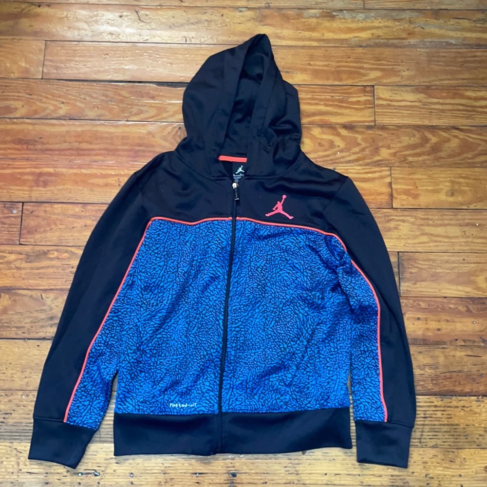 Jordan jacket kid’s medium @D2